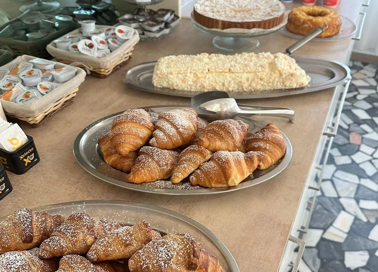 Hotel Enna Rimini 2*,